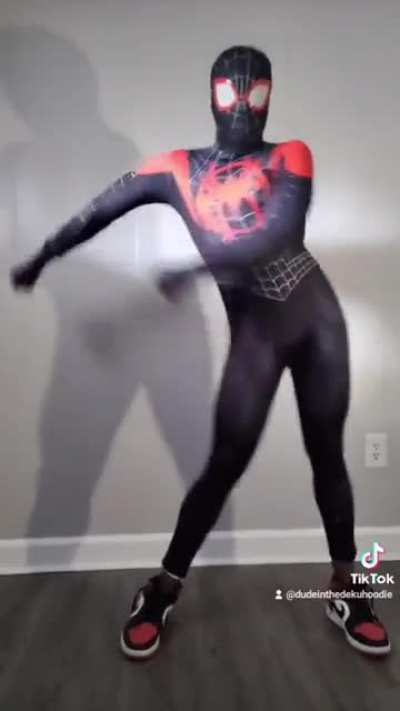Spider-Man Fans Moments Before Going To See No Way Home