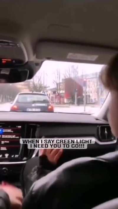 Green Light... AAAAAAAA-