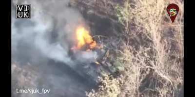 T-90M Breakthrough abandoned in no man's land is finished off by FPV drone from the 