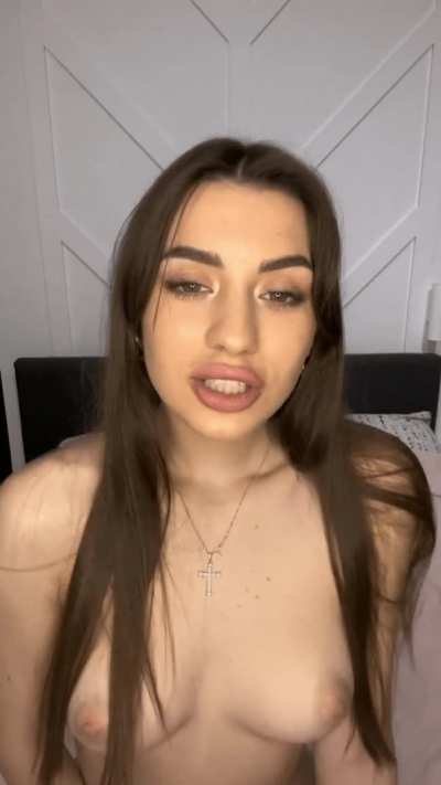 I have some good news. There's new sexy content on my channel. Come on in, I have a gift for you.🔞<wbr>🎁The link is in the comments