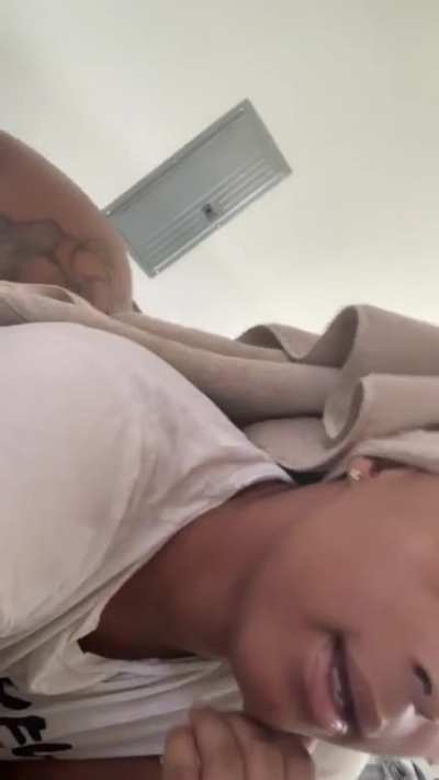 Lady L Tease