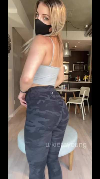 Wanted to show you my fat ass before I dropped em 🥰 OC