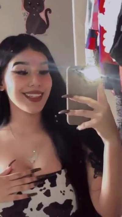 Me vale que 5enga musica de fondo, imaginense la cancion de 