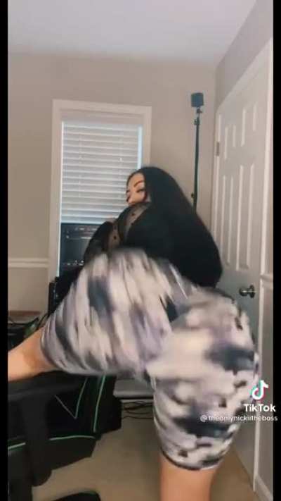 Bigbootychicks 👑💕🍑