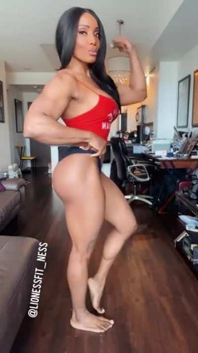 Bodybuilder Maggie