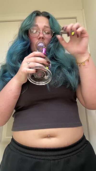 my last day as a teenager 😭 (+ fresh blue hair!!!)