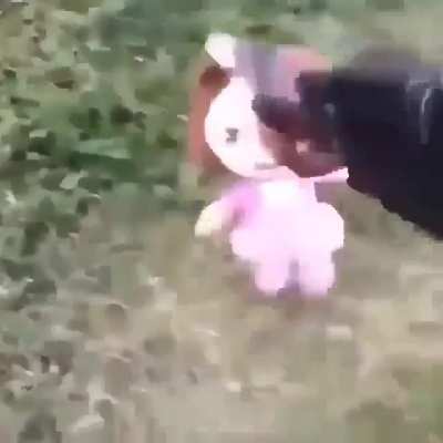 Dora fucking dies