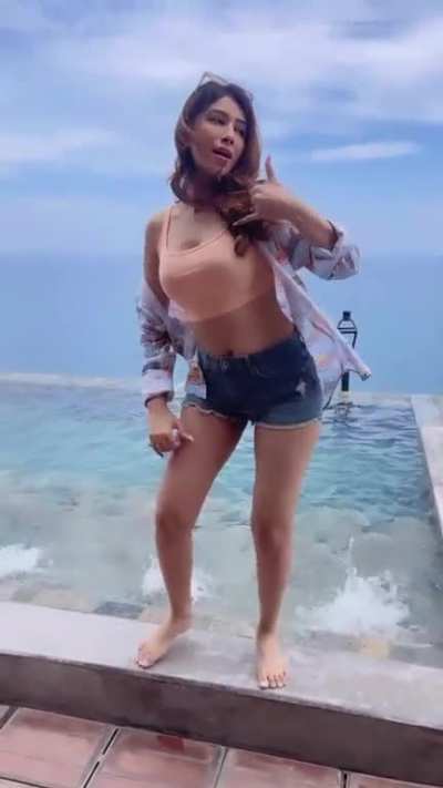 Elakshi Gupta