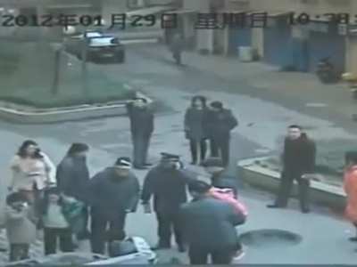 Throwing a cigarette into the sewer
