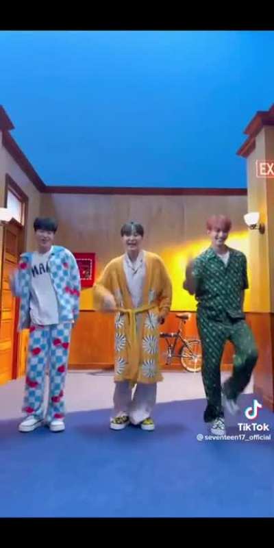 HAPPINESS DOESNT COME FROM GRADES BUT BOOSEOKSOON!!! #Bss_fighting