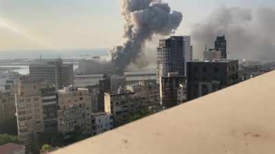Unseen footage shows moment of Beirut explosion in 4K slow motion