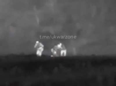 Ukraine sniper with a thermal sight takes out 3 of 5 Ruzzian soldiers