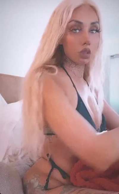 👀