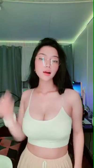 Massive jiggle