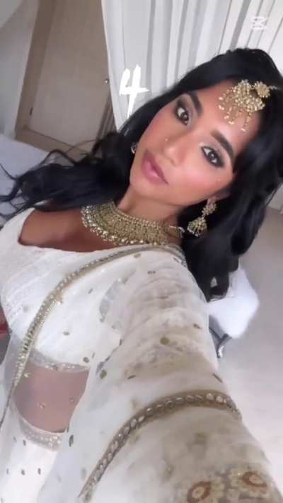Desi divas