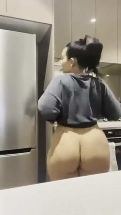BeelcitosNSFW - Video #6385