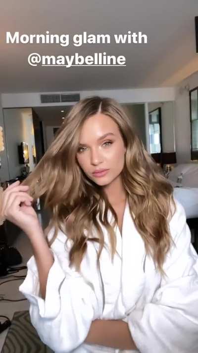 Morning glam with @maybelline