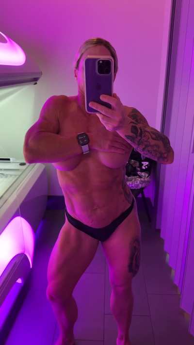 wanna experience a true workout in bed with me?