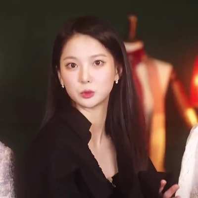 [211118] Yujin is so cute!