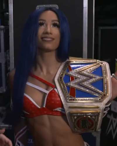 Sasha’s abs