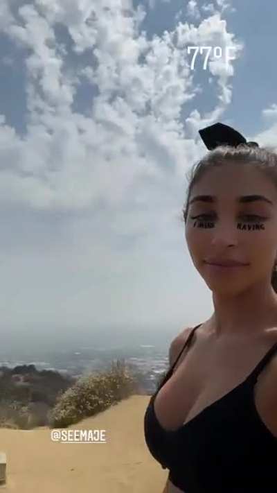 Views 🥵