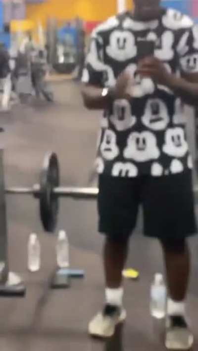 The gym is for selfies right?