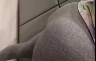 😋