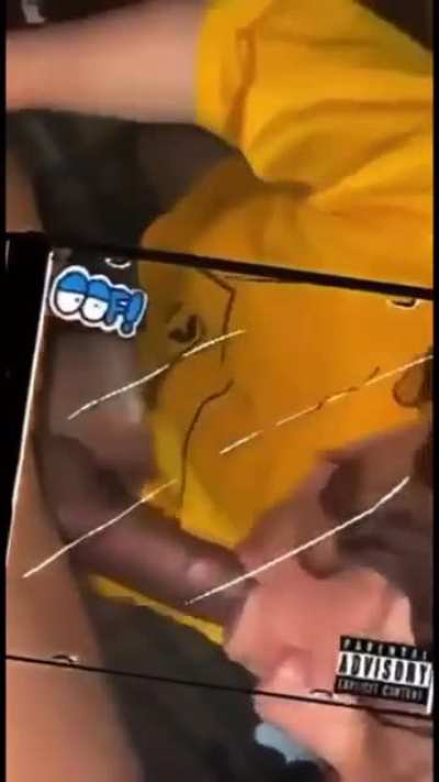 Her head vid