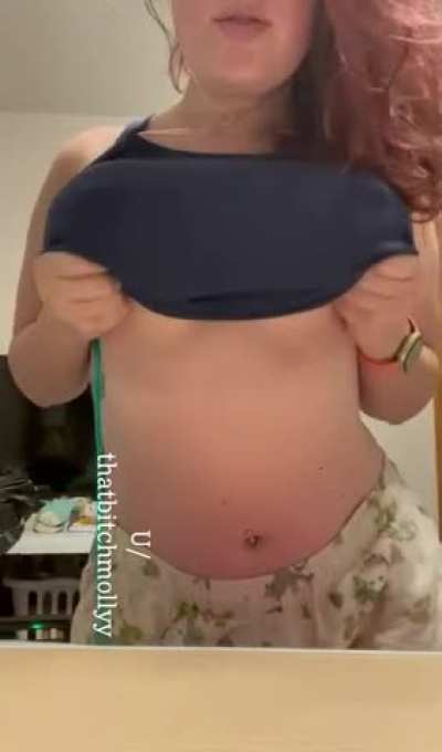 I’ve been trying to upload this all damn day 🤦🏻‍♀️ Happy titty tuesday y’all 😘 [drop]