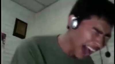 😀😁😥😫