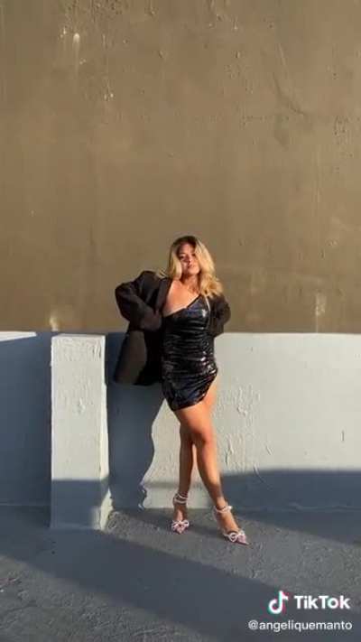 Angelique Manto