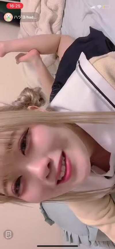 TikTokFeet - Video #6184