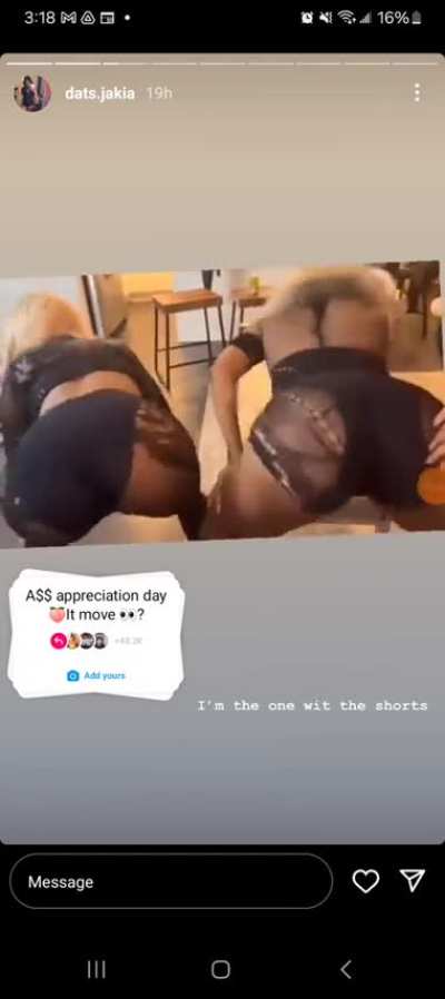 Jiggly butt twerk