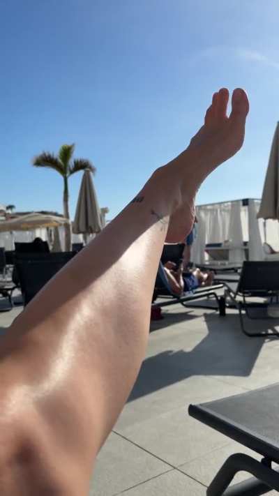 Day 11, trying to find all the foot guys on the beach