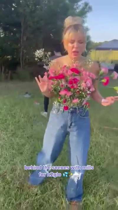Behind the scenes for Florence