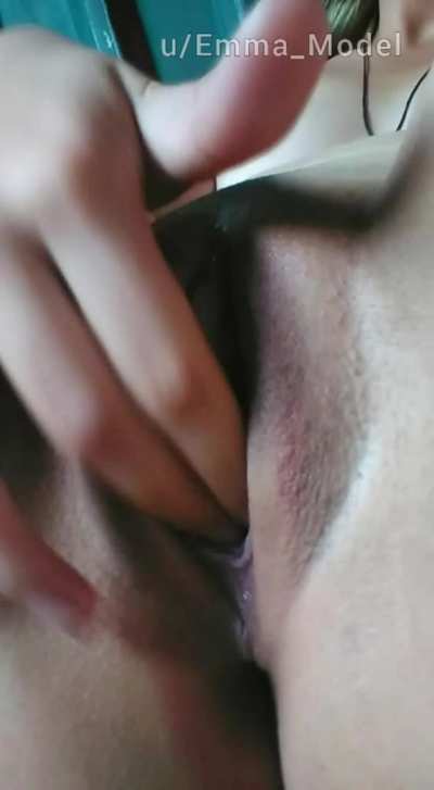 I need someone to lick me
