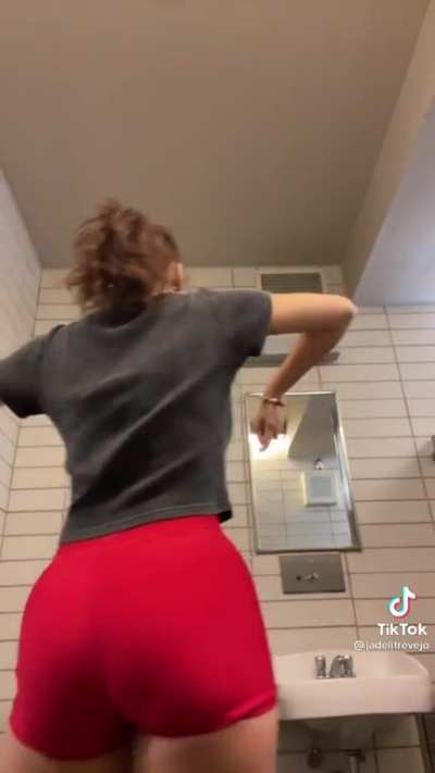 RED !