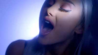 Tell me the dirty fantasies you’d love to do with Ari’s pretty little mouth 💋