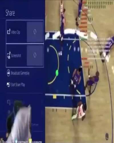 woman gamer moment