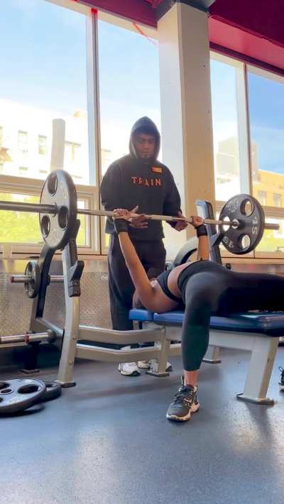 Bench PR! 135 x 1
