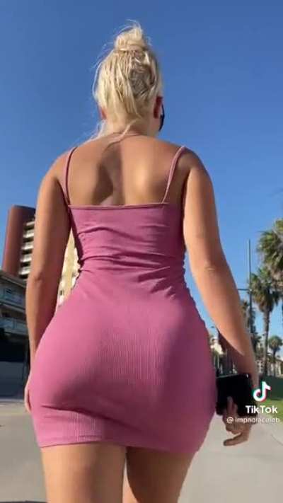 impaolaceleb juicy fat ass 🍑🍑