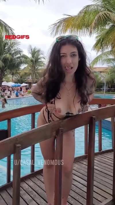 Hotel pool parties are perfect for showing off your tits. [GIF]