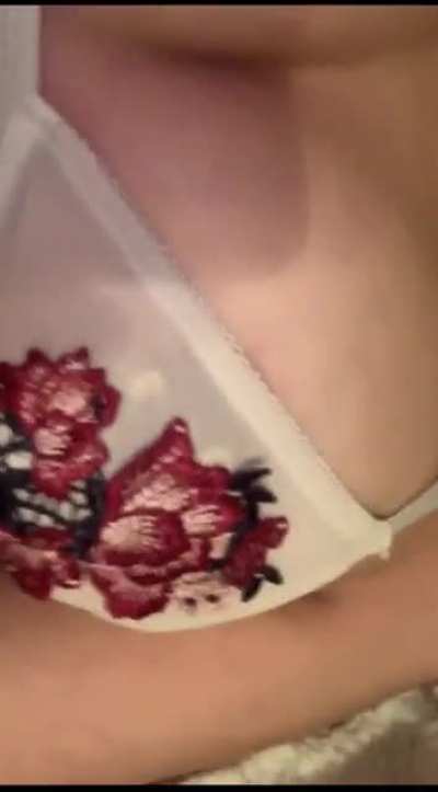 ‎