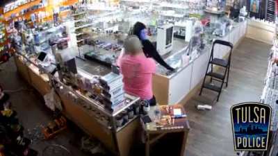 Tulsa, OK 6/17/21 Robbery/Assualt