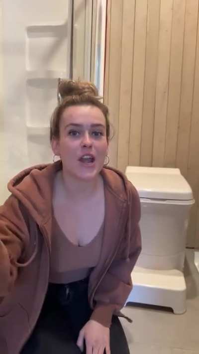A toilet that burns poo