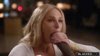 Emma Hix: Face-Fucked by Monster!!
