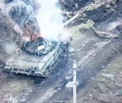 A T72-M1 having a Bad Day somewhere in Donetsk