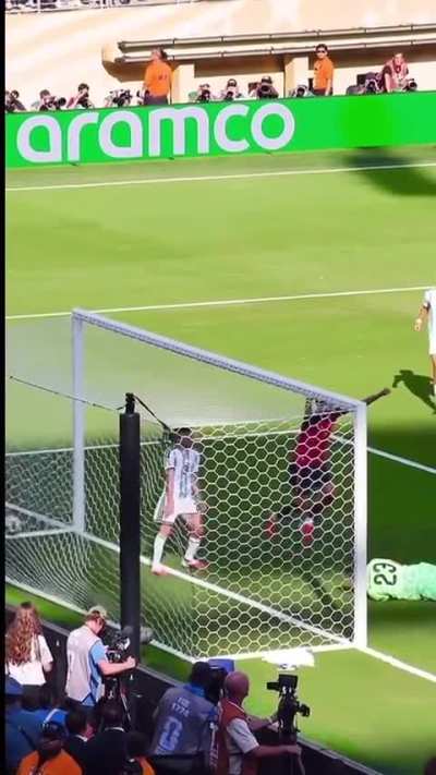 The winning goal setup
