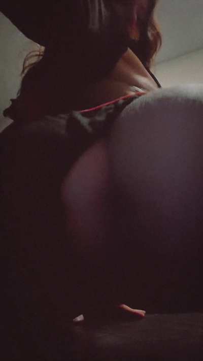 would you fuck a girl you met on Reddit?