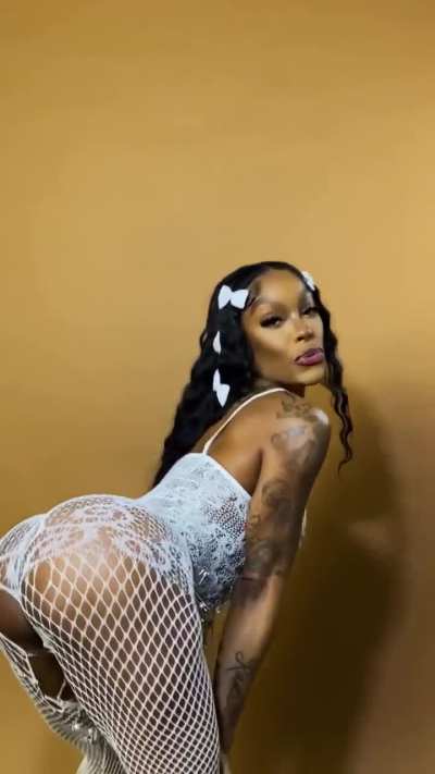 Vixen Toni